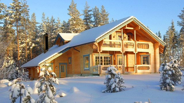 Строительство деревянных домов в зимнее время